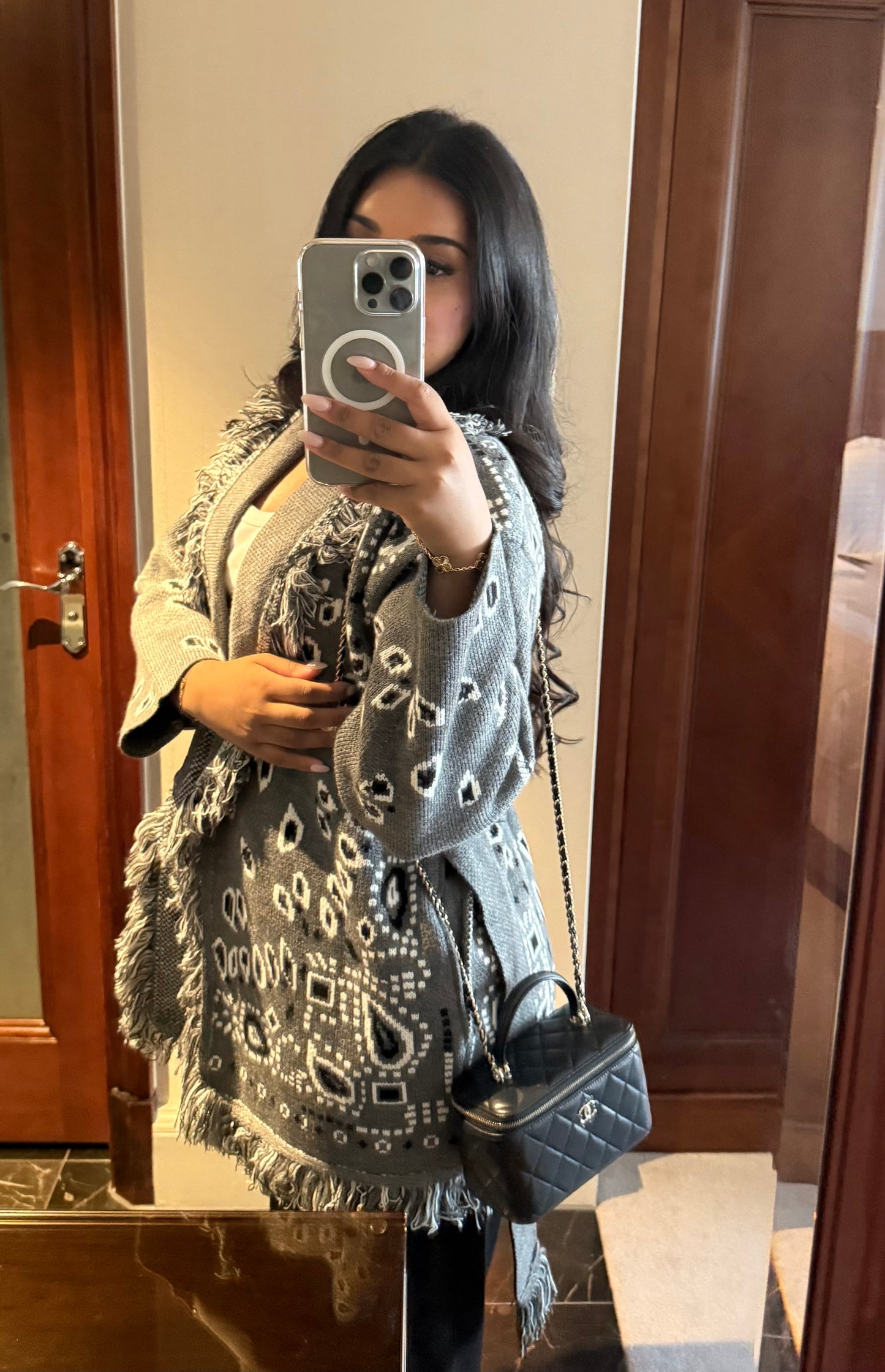 Avéra Cardigan